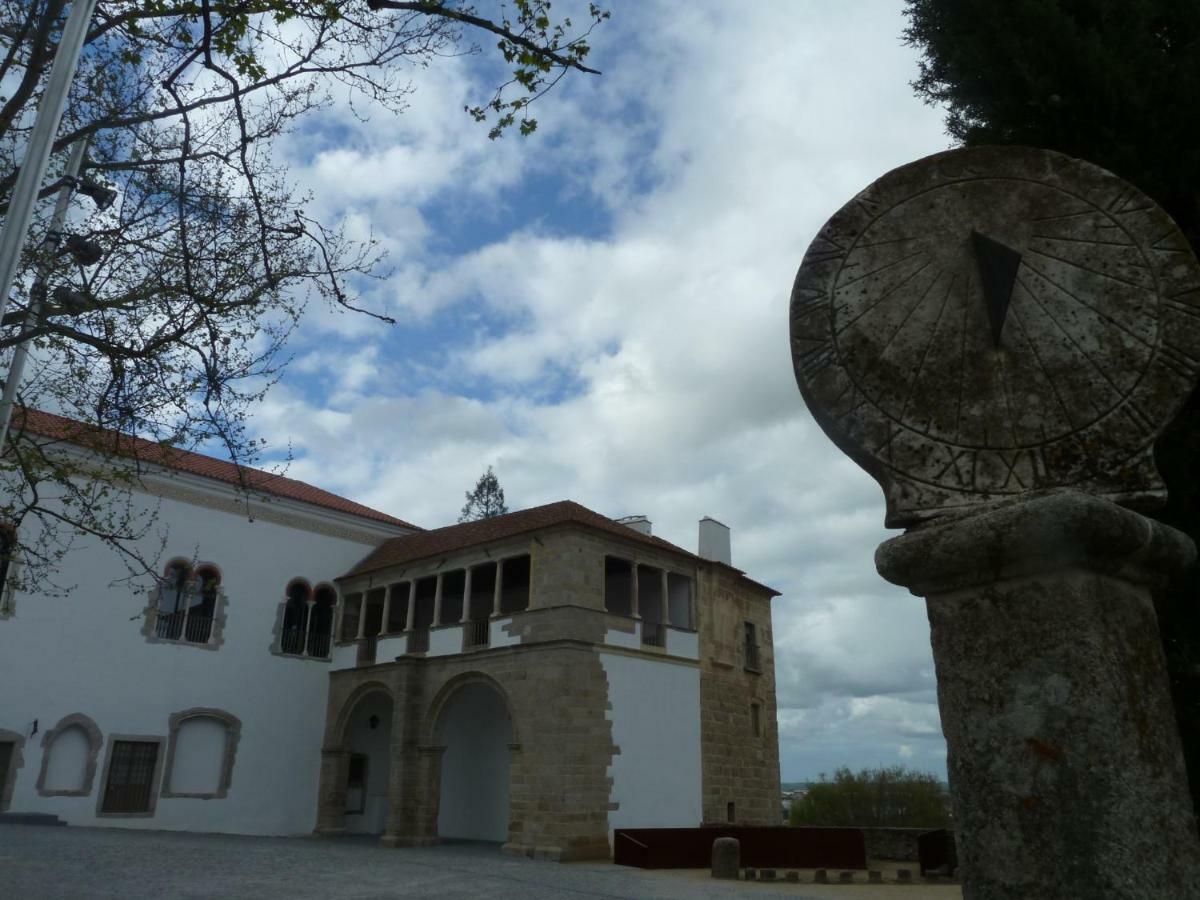 Апартаменты Casa Do Largo Do Colegio Эвора Экстерьер фото